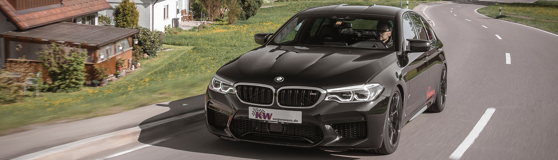 Ab sofort ist für den neuen BMW M5 (F90) das KW Gewindefahrwerk Variante 4 und KW Gewindefedern  erhältlich. 