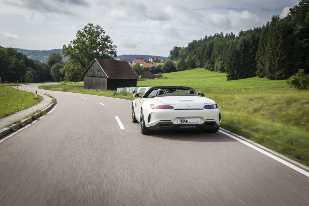 Das KW Gewindefahrwerk Variante 3 sorgt für ein sportlich-komfortables Fahrverhalten im Mercedes-AMG GT (Typ 197)