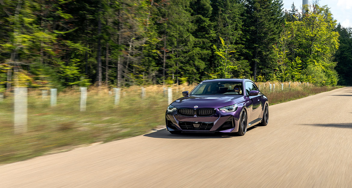 Mit unseren KW Gewindefahrwerken deinem 2er BMW noch mehr Traumwagenpotential verleihen