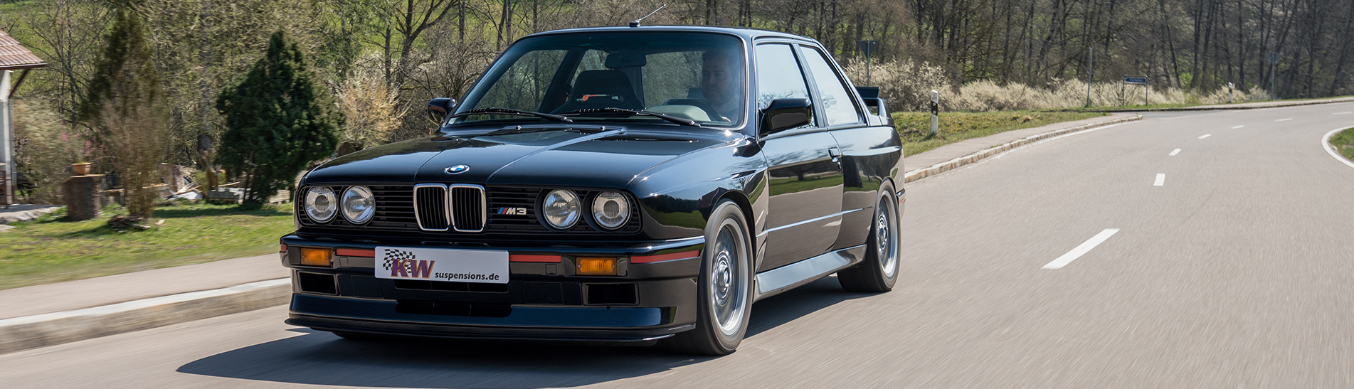 KW Gewindefahrwerk verbaut in einem klassischen BMW E30