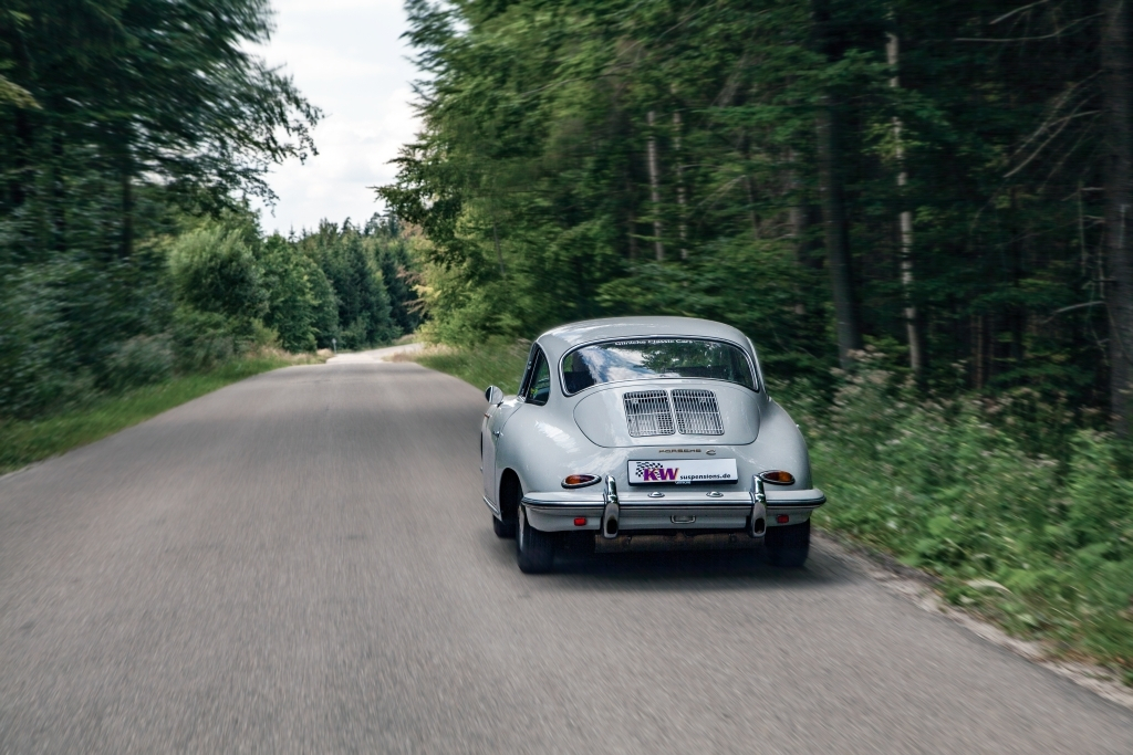 Mit den neuen KW Klassik Stoßdämpfer erhalten alle Porsche 356 ein sicheres Fahrverhalten.