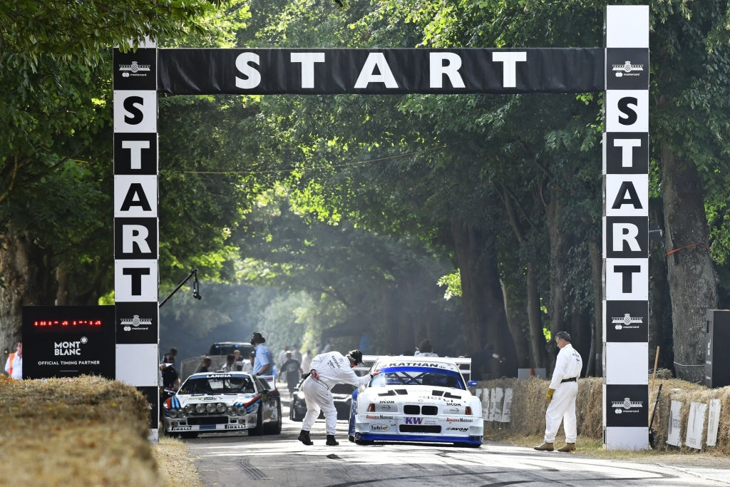 Tribute to Georg Plasa beim Goodwood Festival of Speed - Startaufstellung