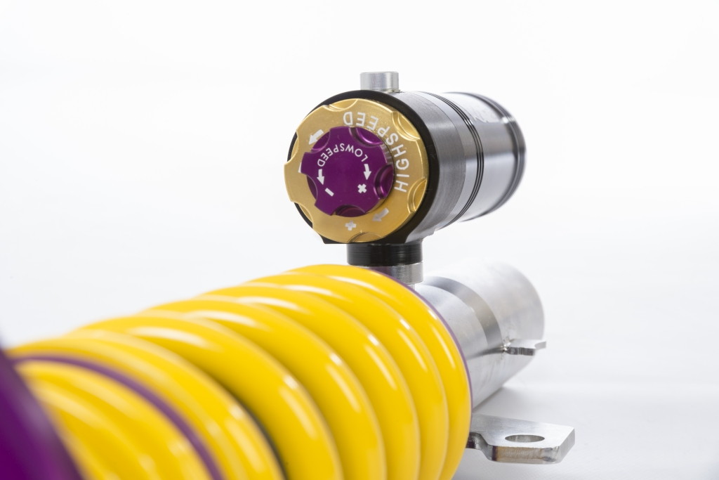 KW-Rennsportventiltechnologie, mit den separat in der Zugstufe (16 Klicks) sowie der Lowspeed- (6 Klicks) und Highspeed-Druckstufe (14 Klicks) einstellbaren Dämpfern